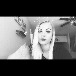 Meet your Posher, Jordyn